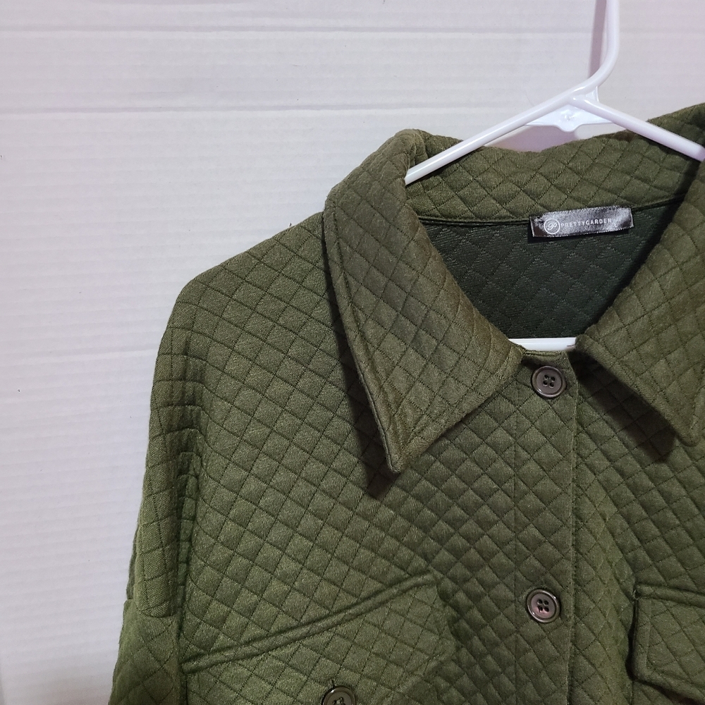 Pretty  Garden Women's Size Large Green Quilted Jacket Wear  Anywhere Stylish - Picture 3 of 7